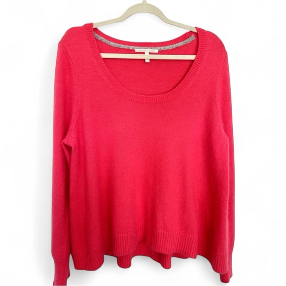 Gorgeous Victoria’s Secret Wool & Rabbit Hair Pink Soft Cozy Sweater-Size Large - Picture 5 of 9